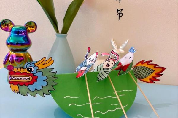 土家族龙舟节：从农耕到竞技的文化演变