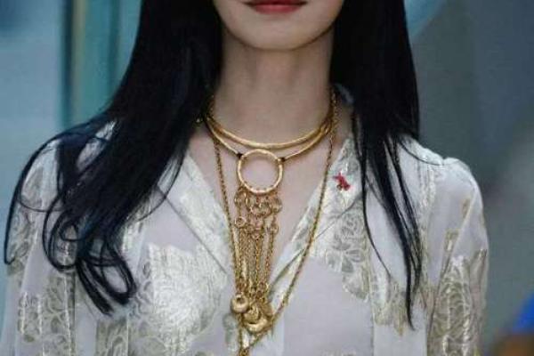 姚晨的命运密码：从八字看如何逆转人生轨迹
