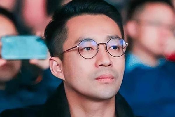 大S怀孕背后的命理玄机：如何打破命运束缚，反而迎来好运