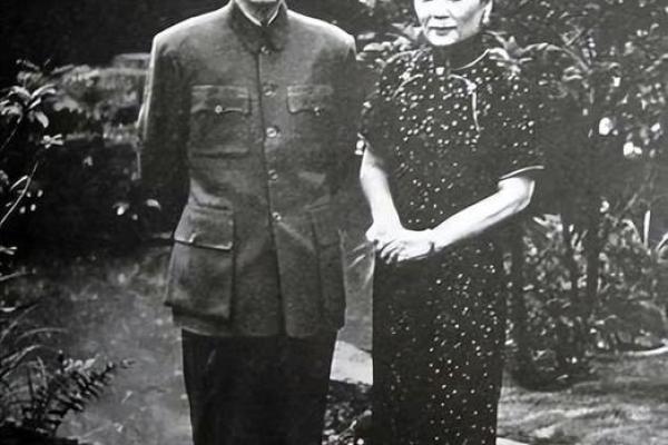 颠覆传统命理观念：宋美龄的八字揭示了什么？