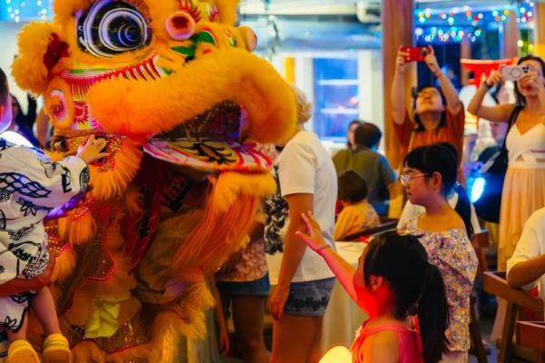 文化传承：盘点世界各地与这一天相关的传统庆典