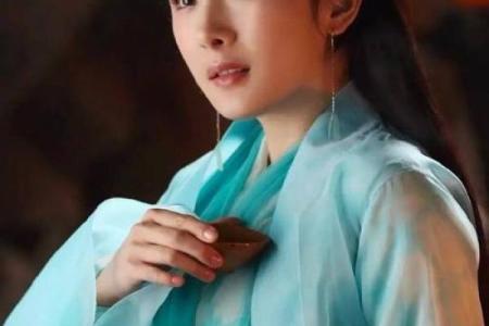 杨幂的命运密码解锁：八字背后的深层含义