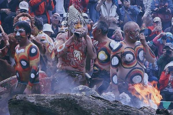 傣族祭龙节:农耕文明中的天文象征与神秘仪式 傣族祭龙节:农耕文明中的天文象征与神秘仪式
