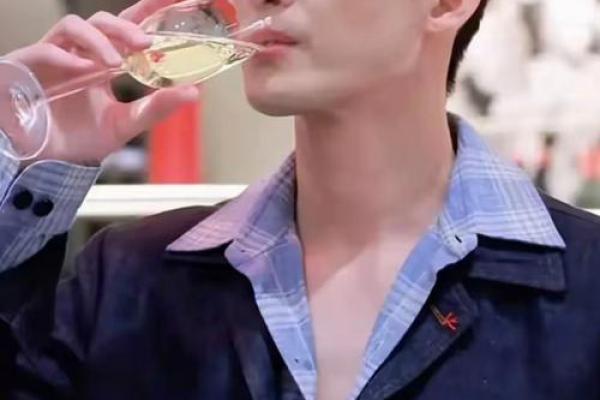 张翰命运密码:如何解开命理中的暗藏玄机,改变人生轨迹 张翰命运密码:如何解开命理中的暗藏玄机,改变人生轨迹